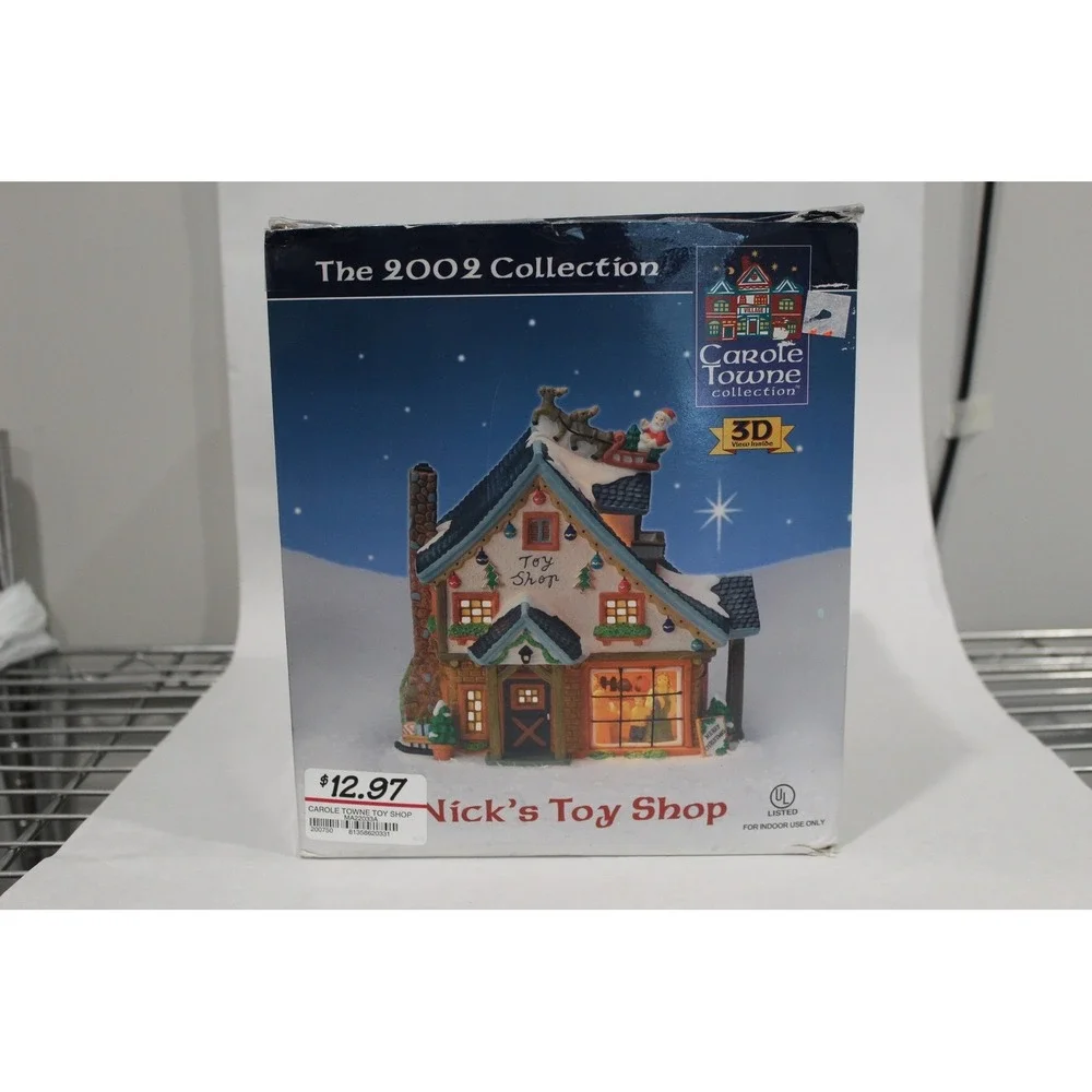 RARE Carole Towne Collection‎ Nick's Toy Shop 2002 Lighted Christmas Village